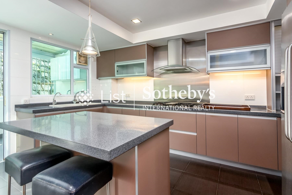 The Riviera 滿湖花園 | Kitchen