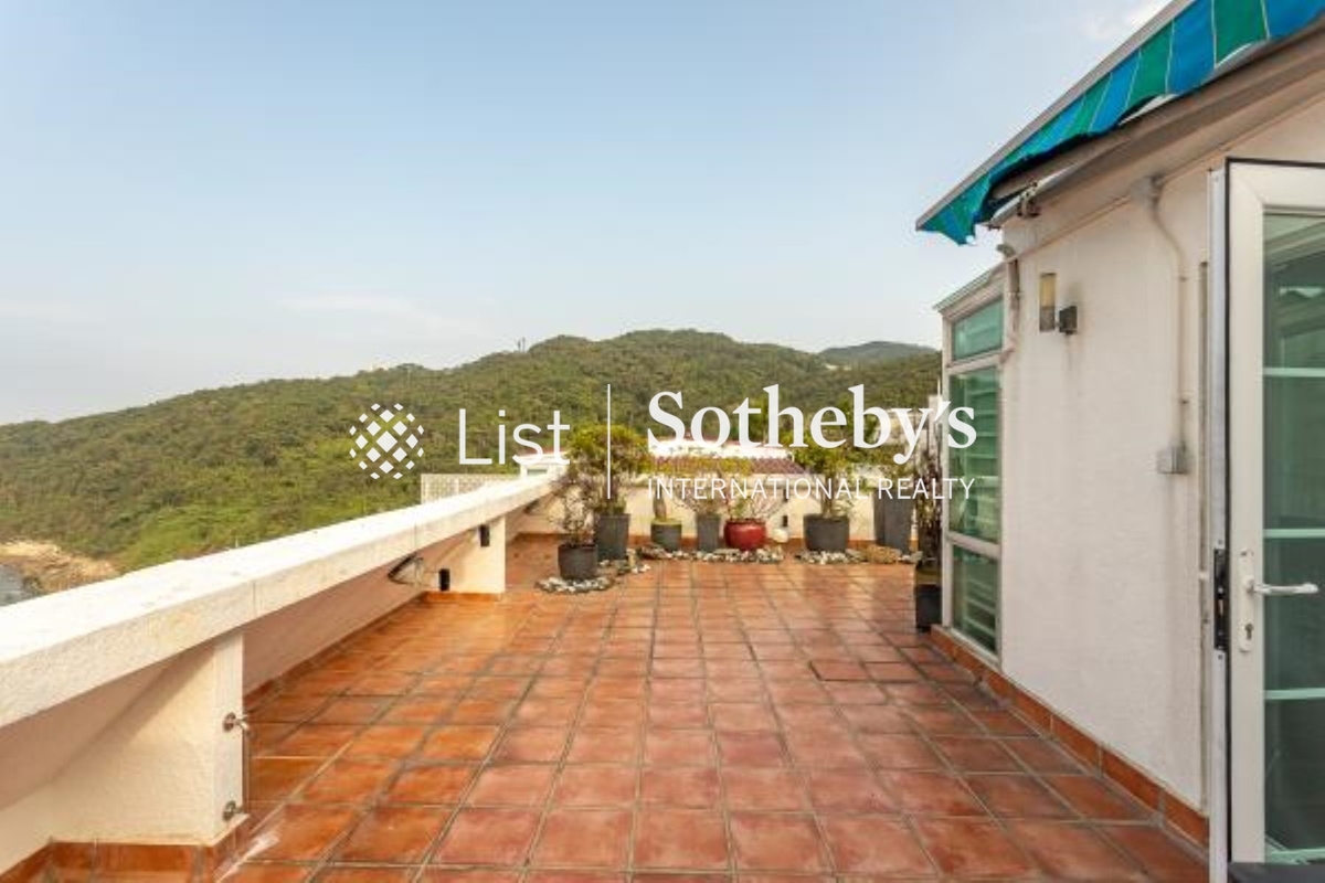 The Riviera 滿湖花園 | View from Private Roof Terrace