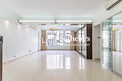 No. 18-19 Fung Fai Terrace 凤辉台18-19号 | Living and Dining Room
