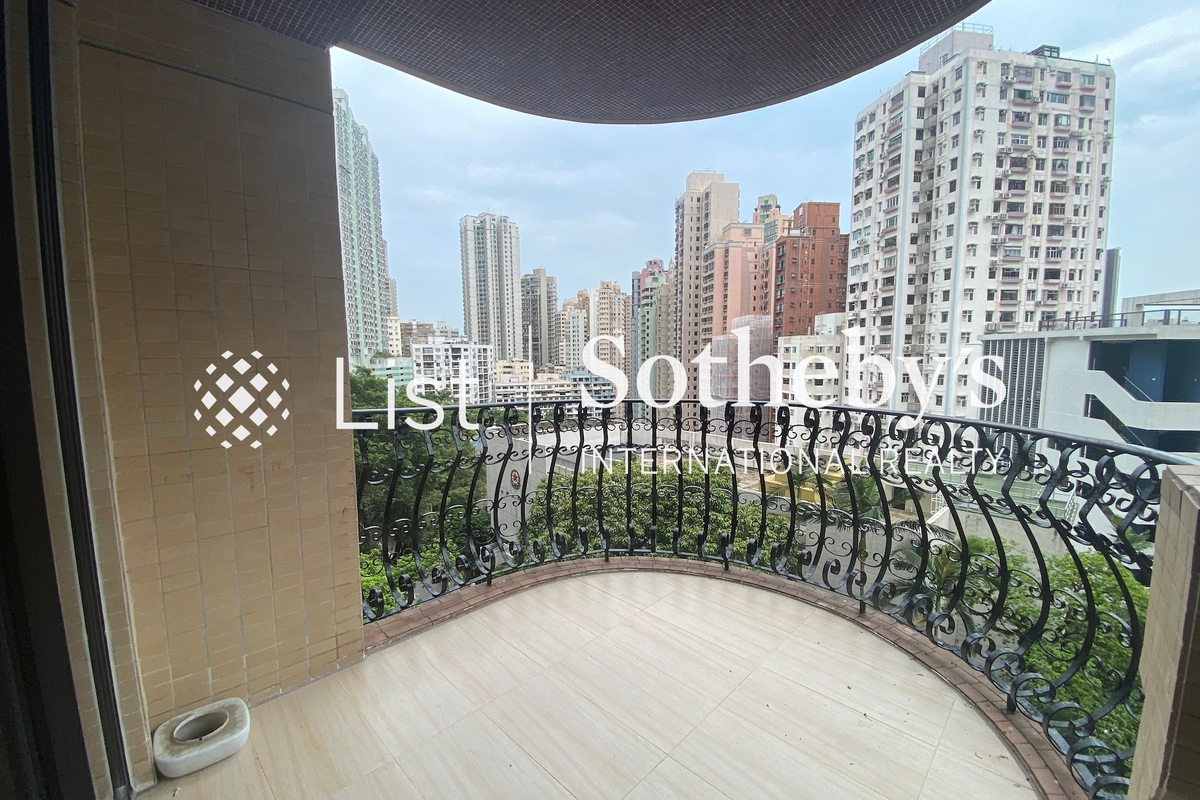 Park View Court 恒柏園 | Balcony off Living and Dining Room