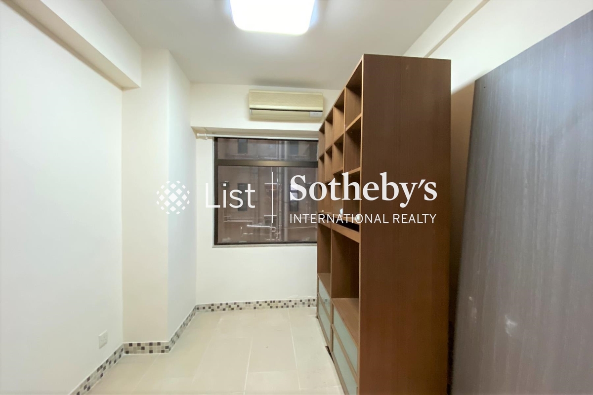 Park View Court 恒柏園 | Fourth Bedroom