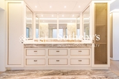 1 Shouson Hill Road East 壽臣山道東1號 | Master Bathroom