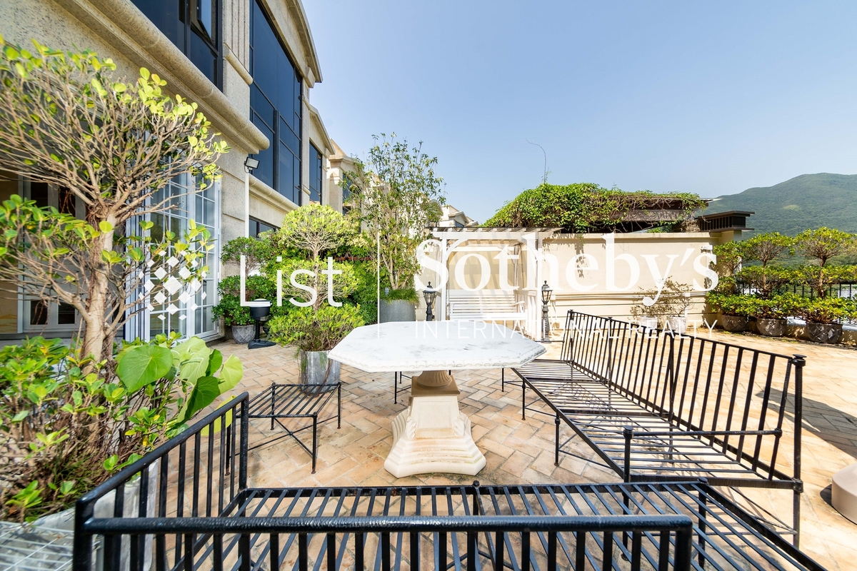 1 Shouson Hill Road East 壽臣山道東1號 | Private Terrace off Living and Dining Room
