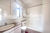 Sun & Moon Building 日月大廈 | Master Bathroom