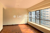 Sun & Moon Building 日月大廈 | Living and Dining Room