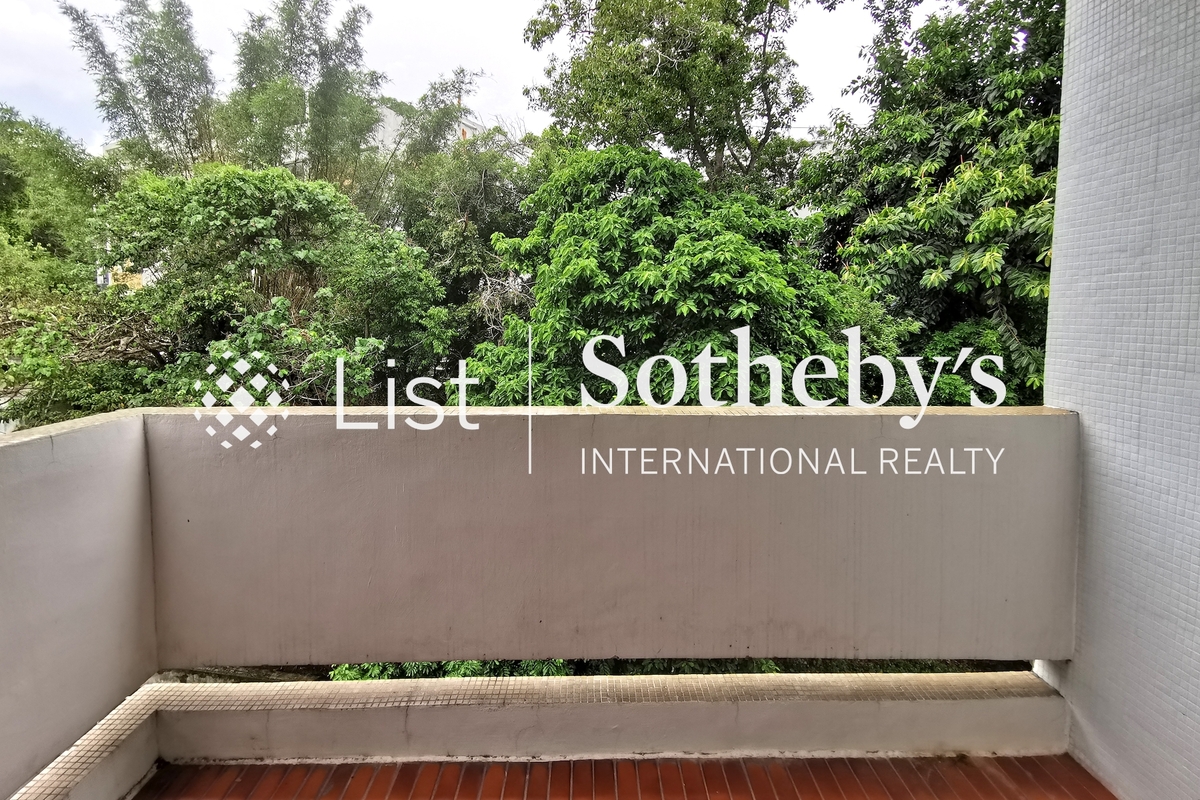 Shouson Hill Road 壽山村道 | Balcony off Living and Dining Room