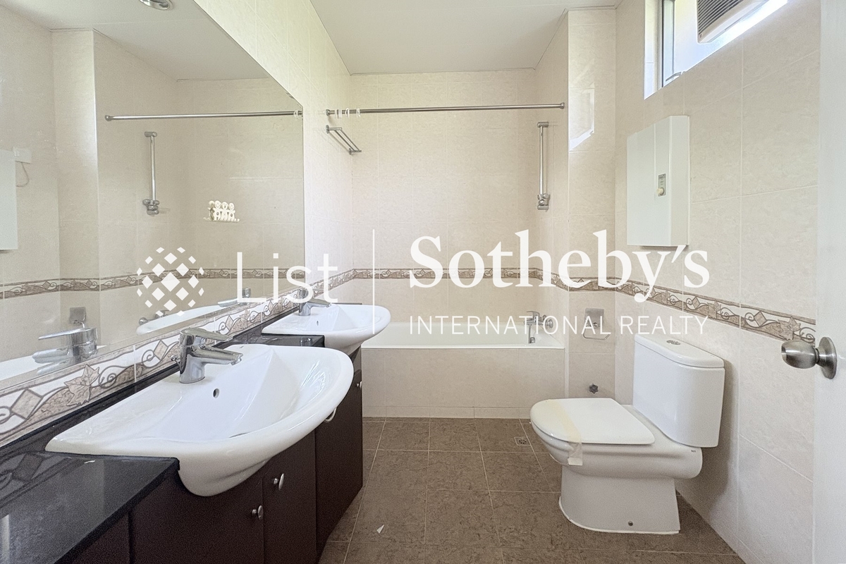 Shouson Hill Road 壽山村道 | Master Bathroom