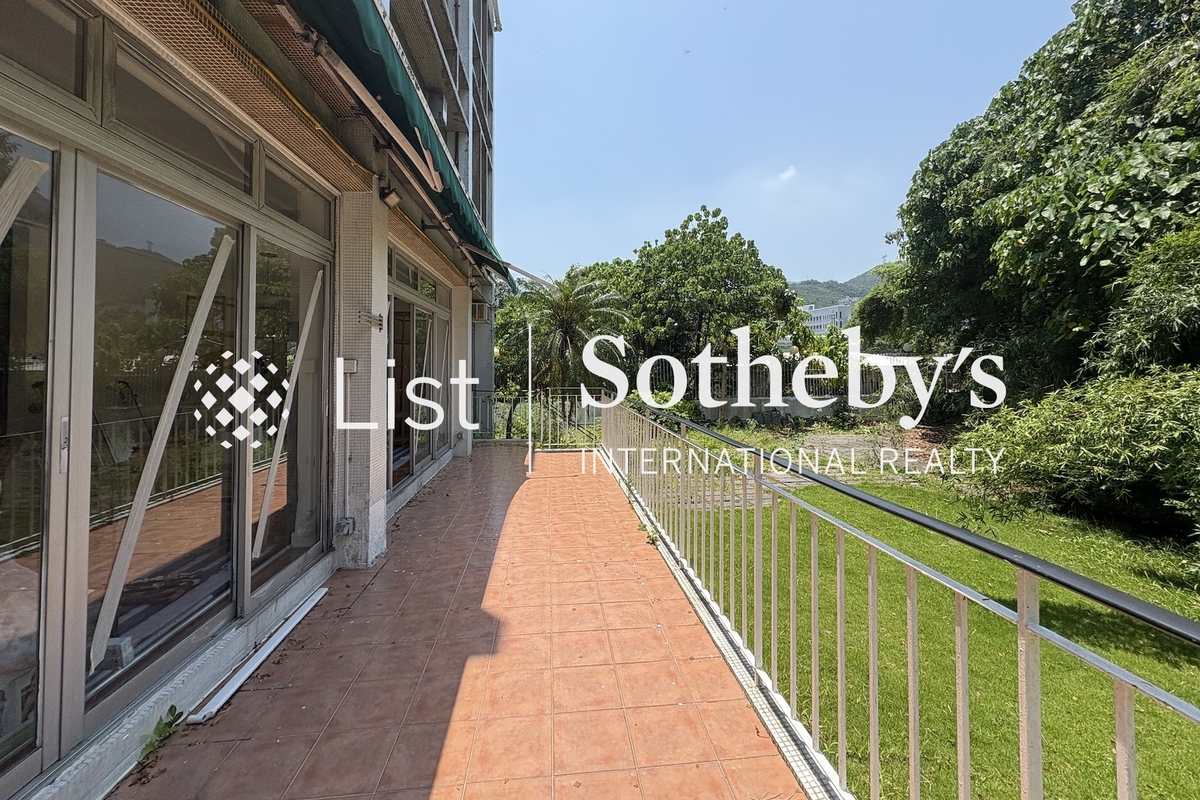 Shouson Hill Road 壽山村道 | Private Terrace off Living Room