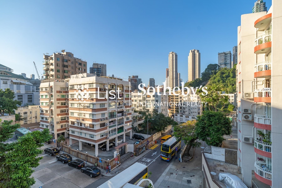 79-81 Blue Pool Road 藍塘道79-81號 | View from Master Bedroom