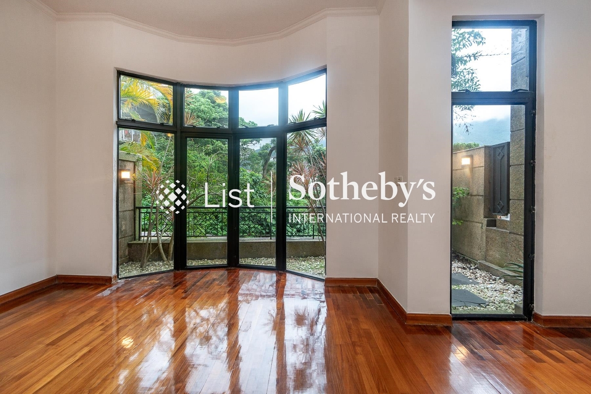 Las Pinadas 朗松居 | Living Room