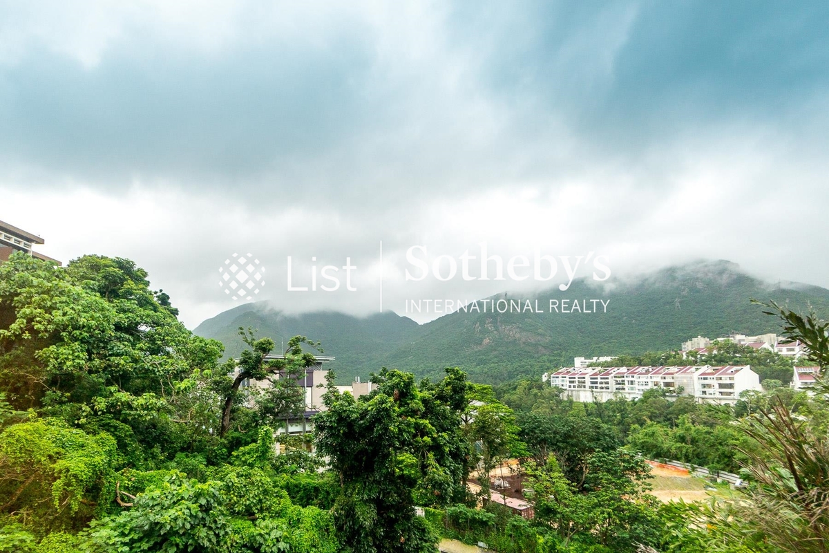 Las Pinadas 朗松居 | View from Private Roof Terrace