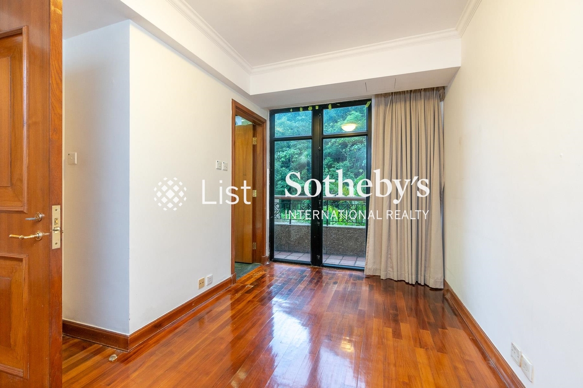 Las Pinadas 朗松居 | Second En-suite Bedroom