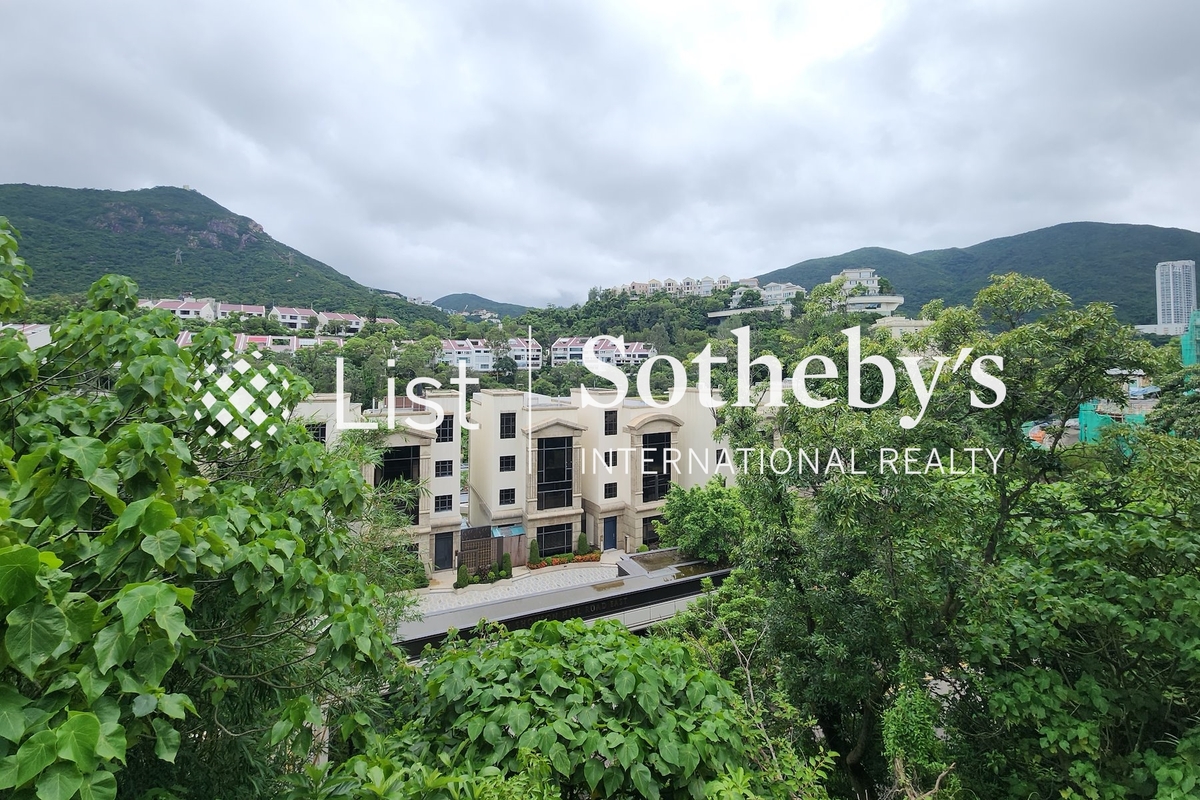 Las Pinadas 朗松居 | View from Garden