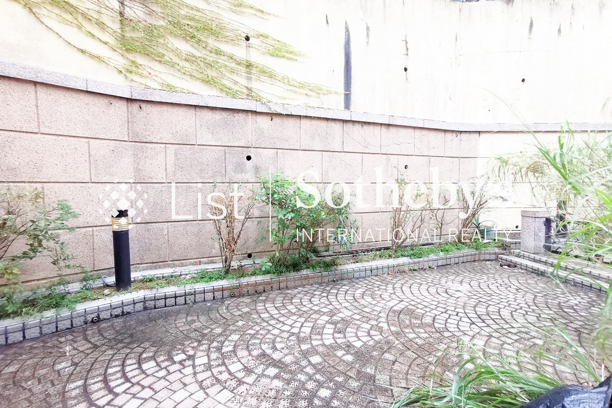 Las Pinadas 朗松居 | 