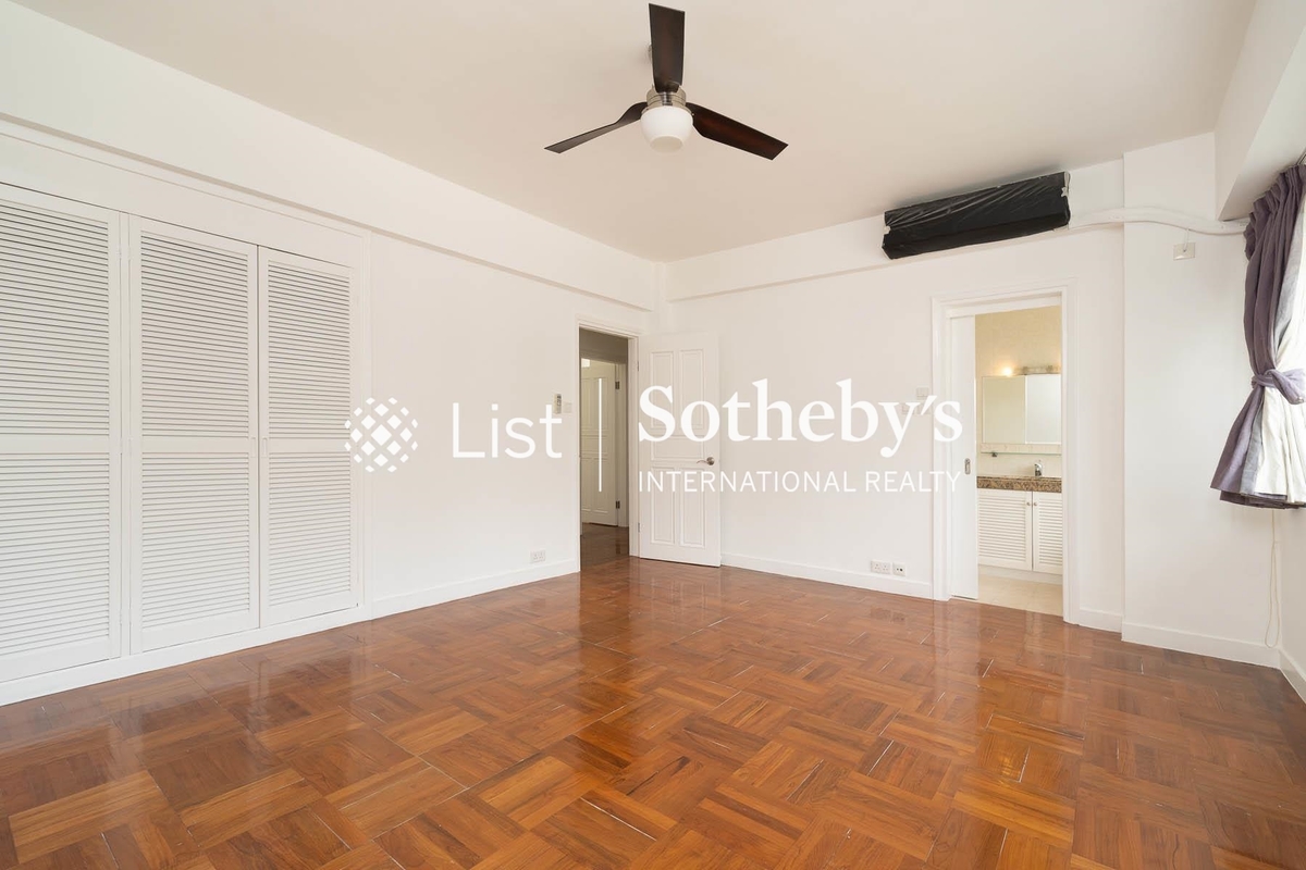 47A-49C Shouson Hill Road 壽山村道47A-49C號 | Built-in Wardrobe in Master Bedroom