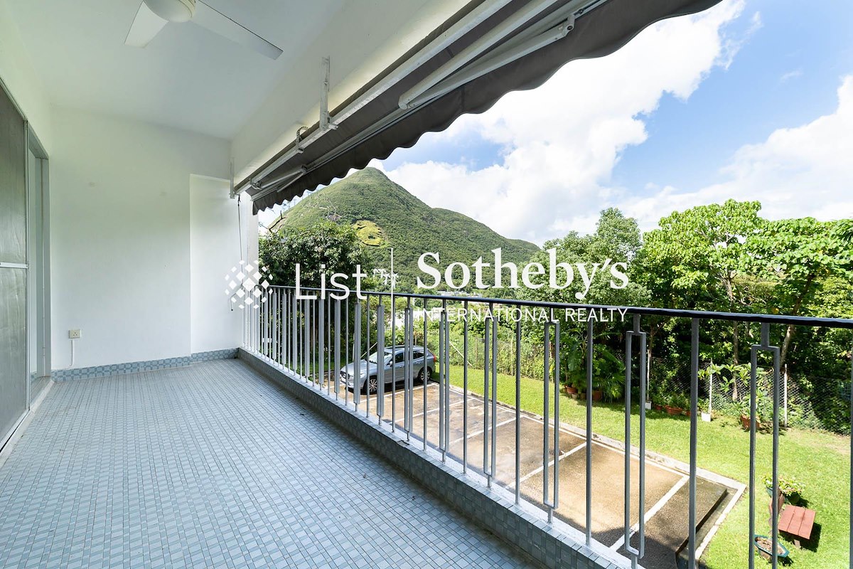 47A-49C Shouson Hill Road 壽山村道47A-49C號 | Balcony off Living and Dining Room