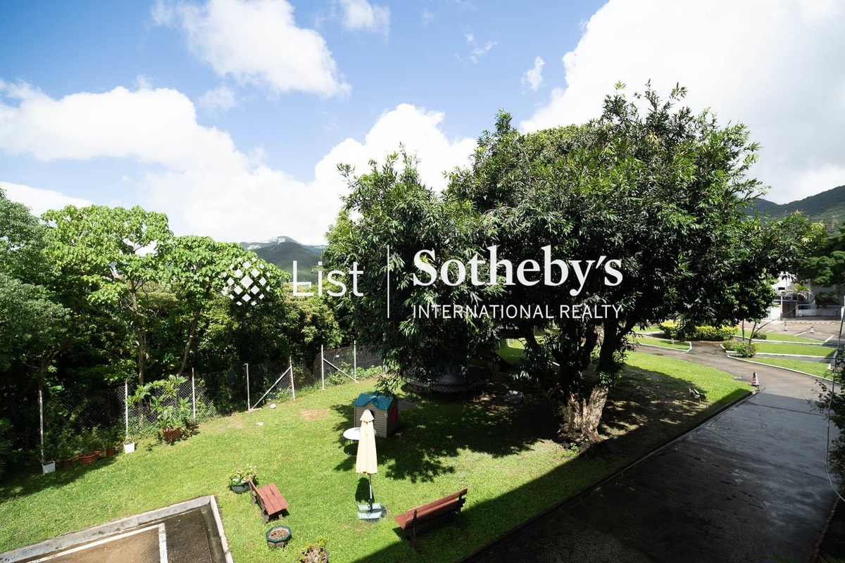 47A-49C Shouson Hill Road 壽山村道47A-49C號 | View from Living and Dining Room