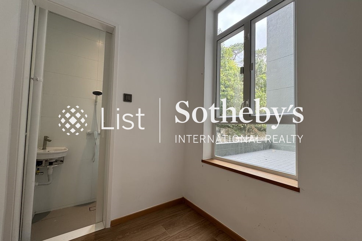 Woodland Villa 傲林軒 | Maid's bathroom