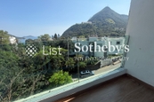 Woodland Villa 傲林軒 | Balcony off Living Room