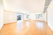 Yue Hing Court 餘慶園 | Living and Dining Room