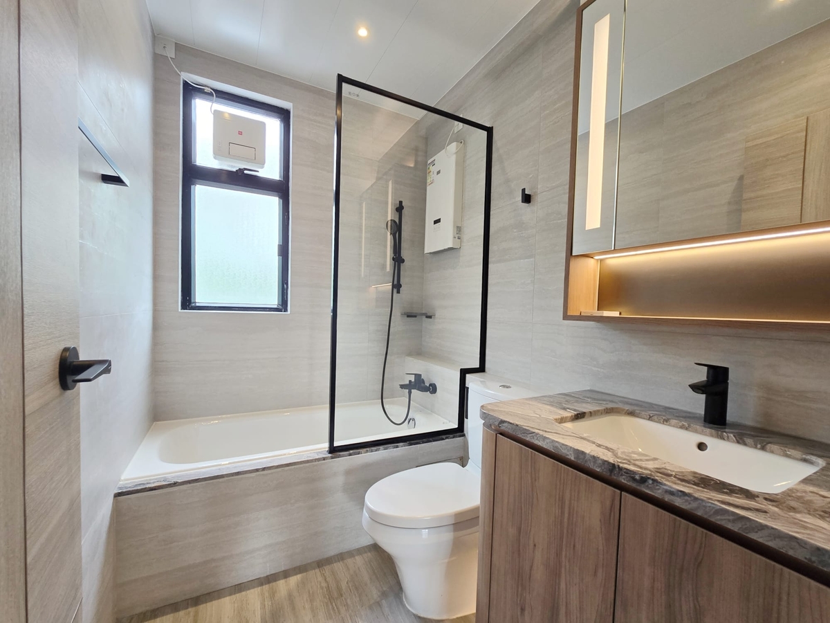 Elite Villas 怡礼苑 | Guest Bathroom