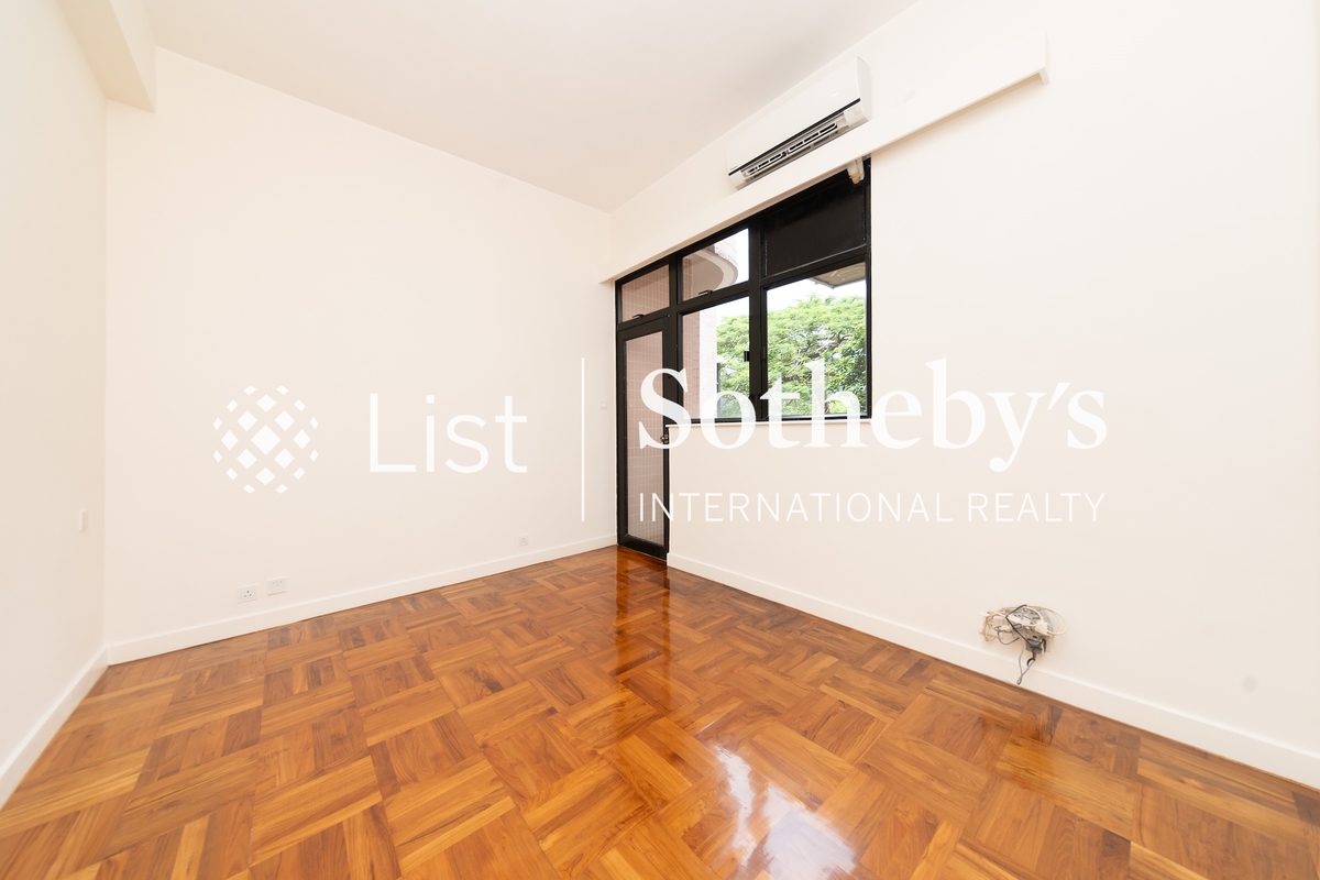 Elite Villas 怡禮苑 | Third Bedroom