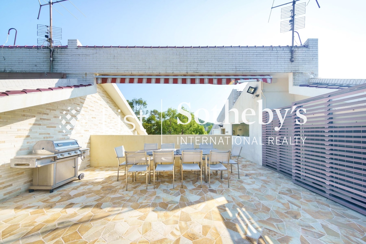 Manderly Garden 文禮苑 | Private Roof Terrace