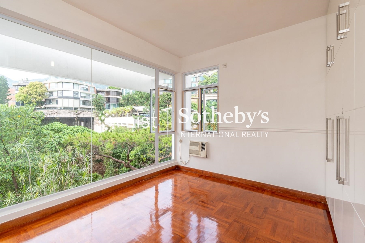 Orchid Hill Orchid Hill | Second Bedroom