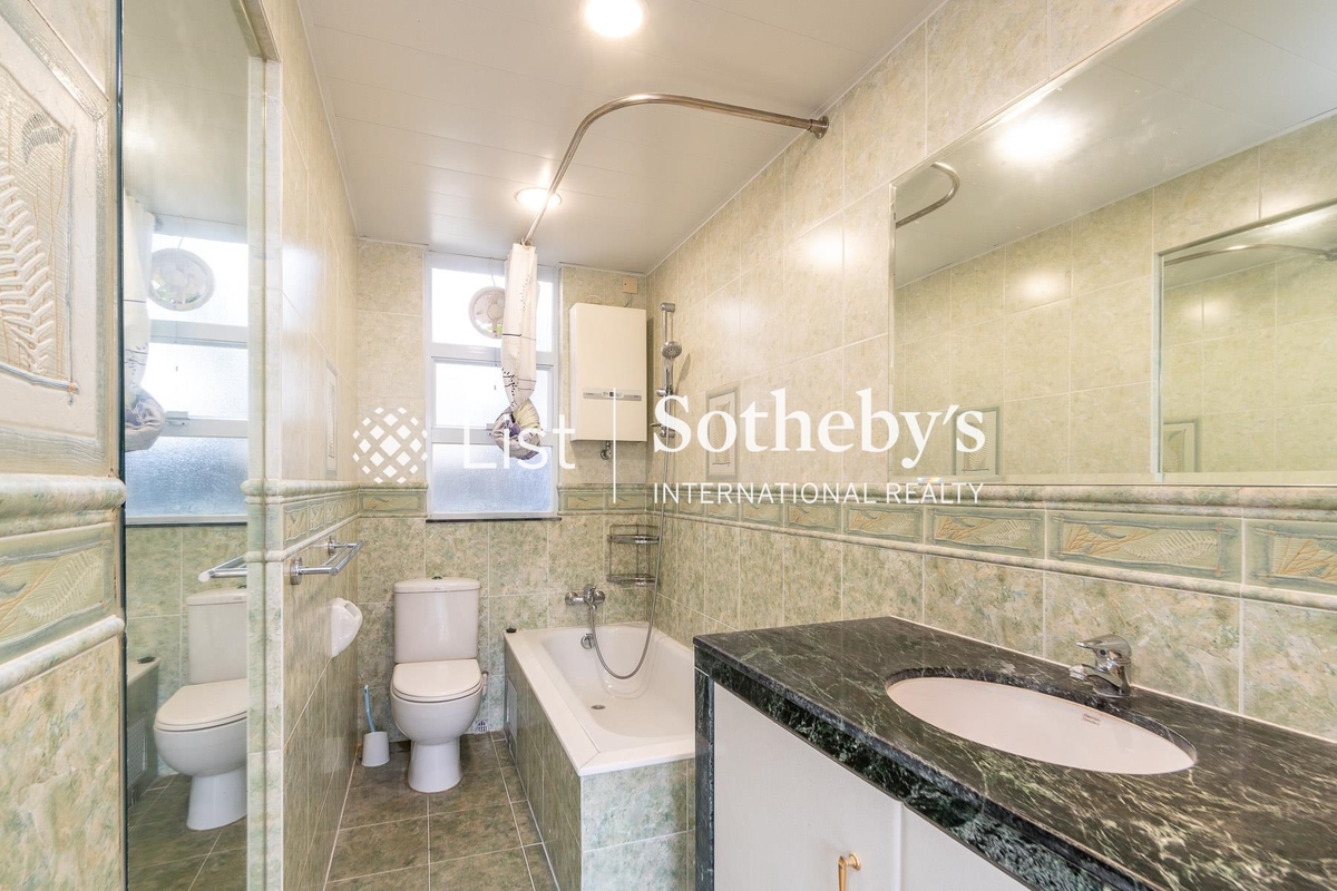 Orchid Hill Orchid Hill | Master Bathroom