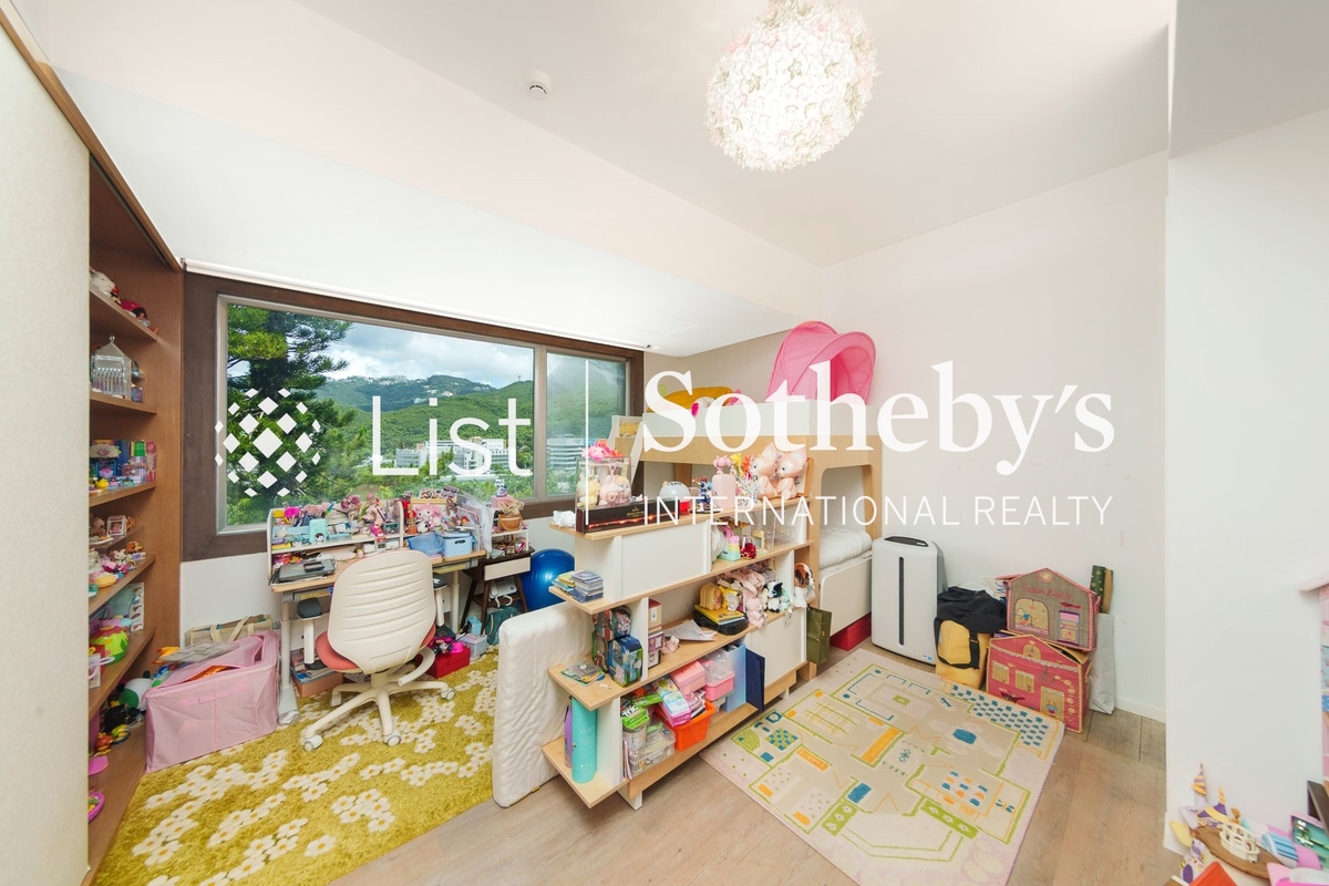 Orchid Hill Orchid Hill | Third Bedroom