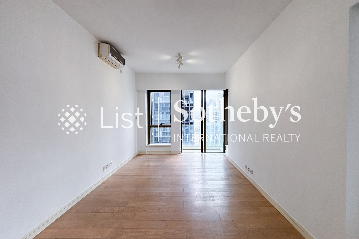 Kensington Hill Kensington Hill | Living Room