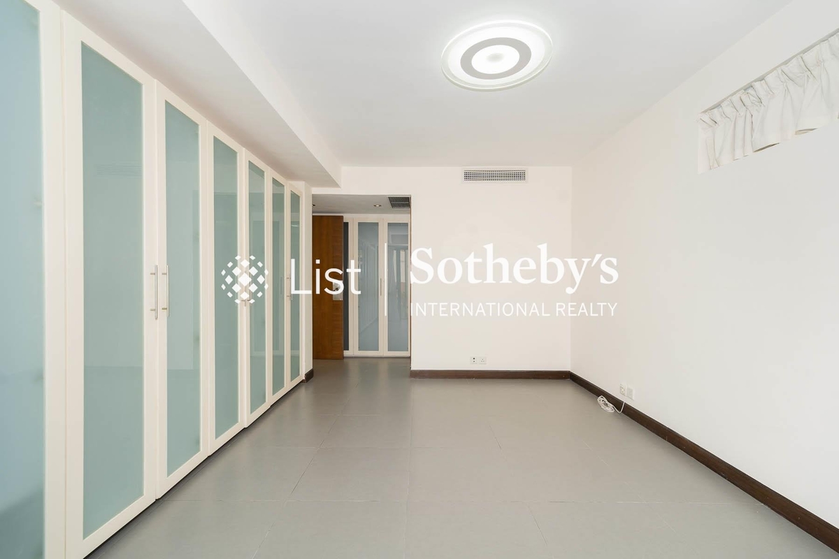 Goldson Place 金信閣 | Master Bedroom