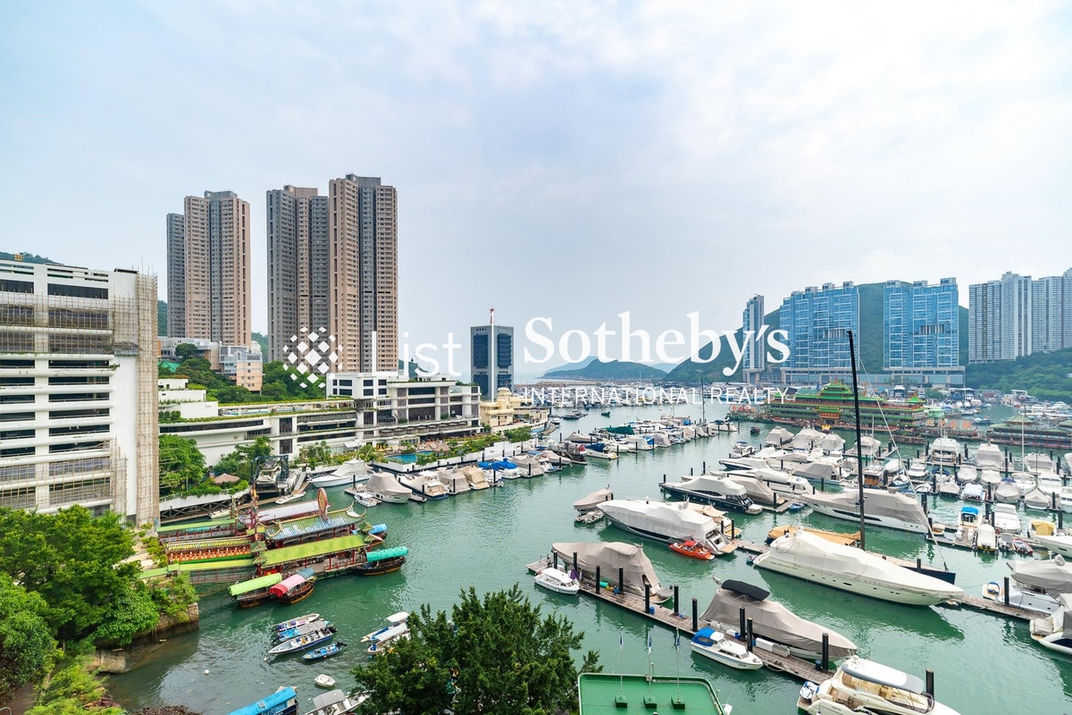 Marinella 深灣9號 | View from Living and Dining Room