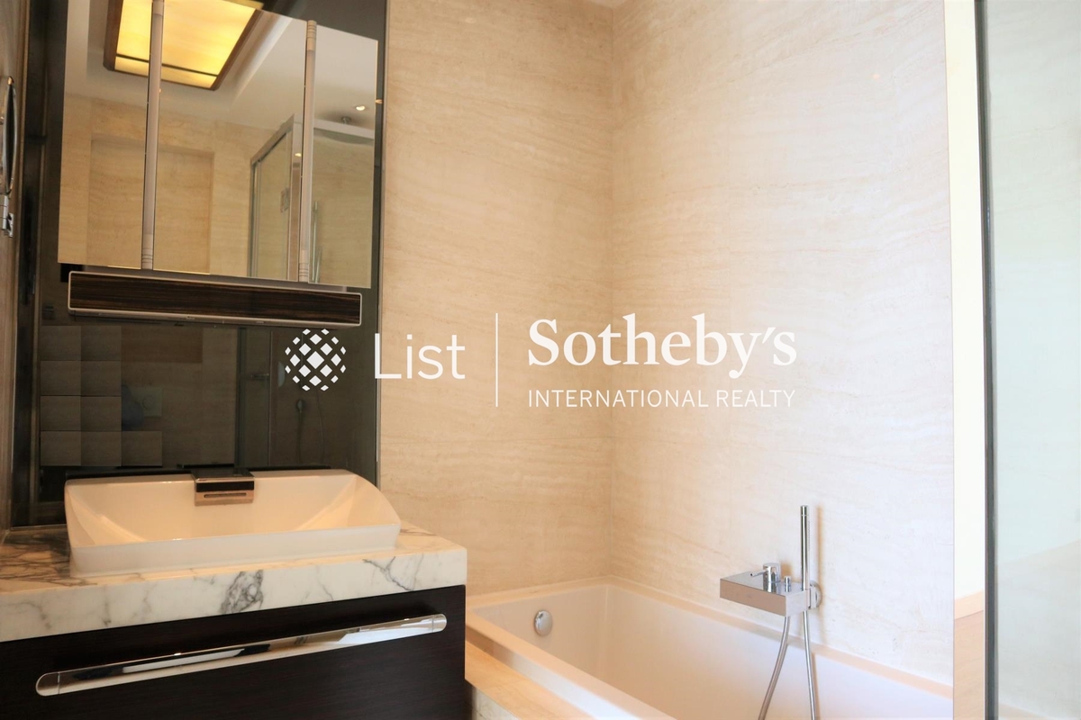 Marinella 深灣9號 | Master Bathroom