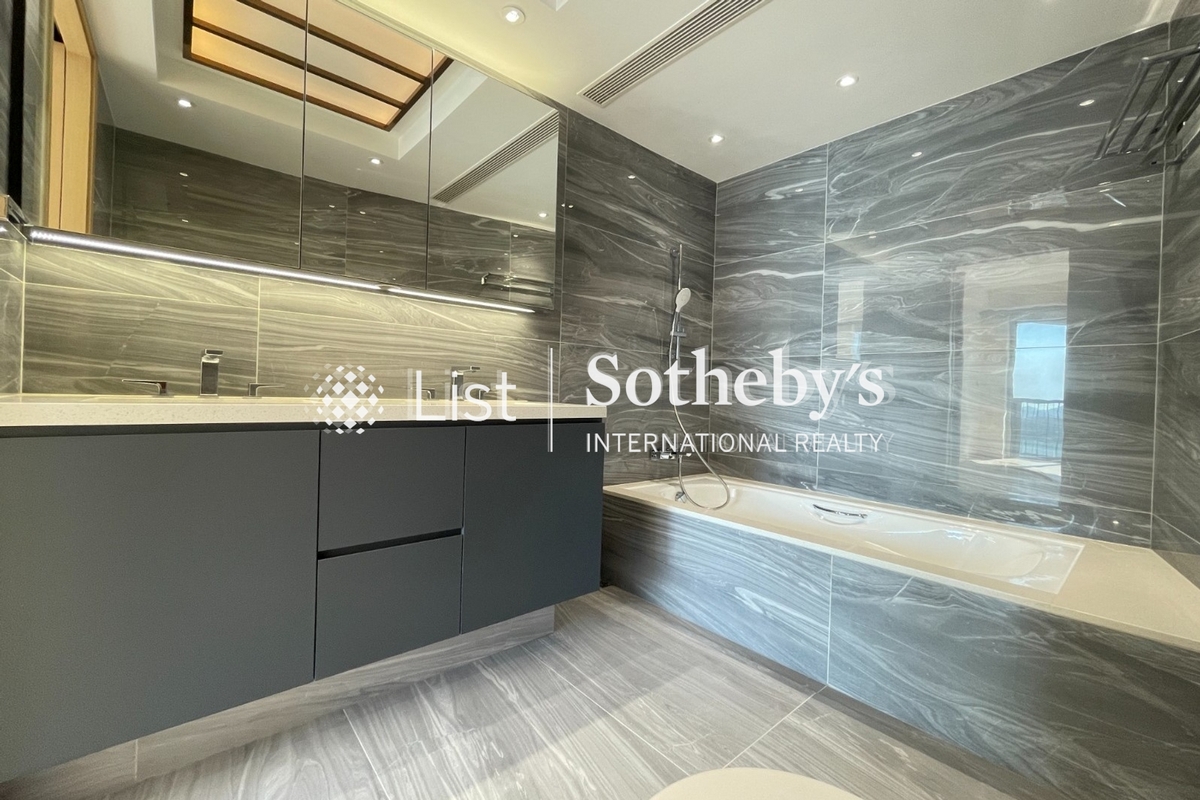 Marinella 深灣9號 | Master Bathroom