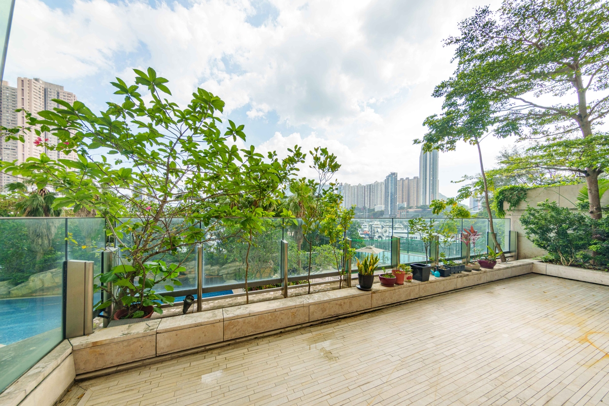 Marinella 深灣9號 | Private Terrace off Living Room