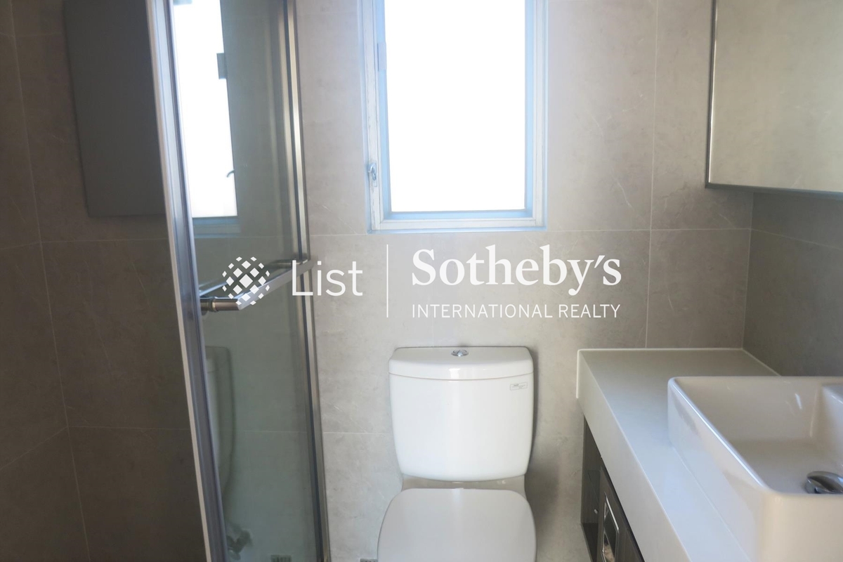 118 Tung Lo Wan Road 銅鑼灣道118號 | Guest Bathroom