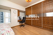 Centre Stage 聚賢居 | Master Bedroom