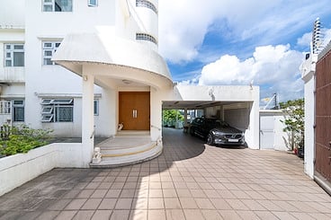 2-8 Shouson Hill Road West 寿臣山道西2-8号 | 