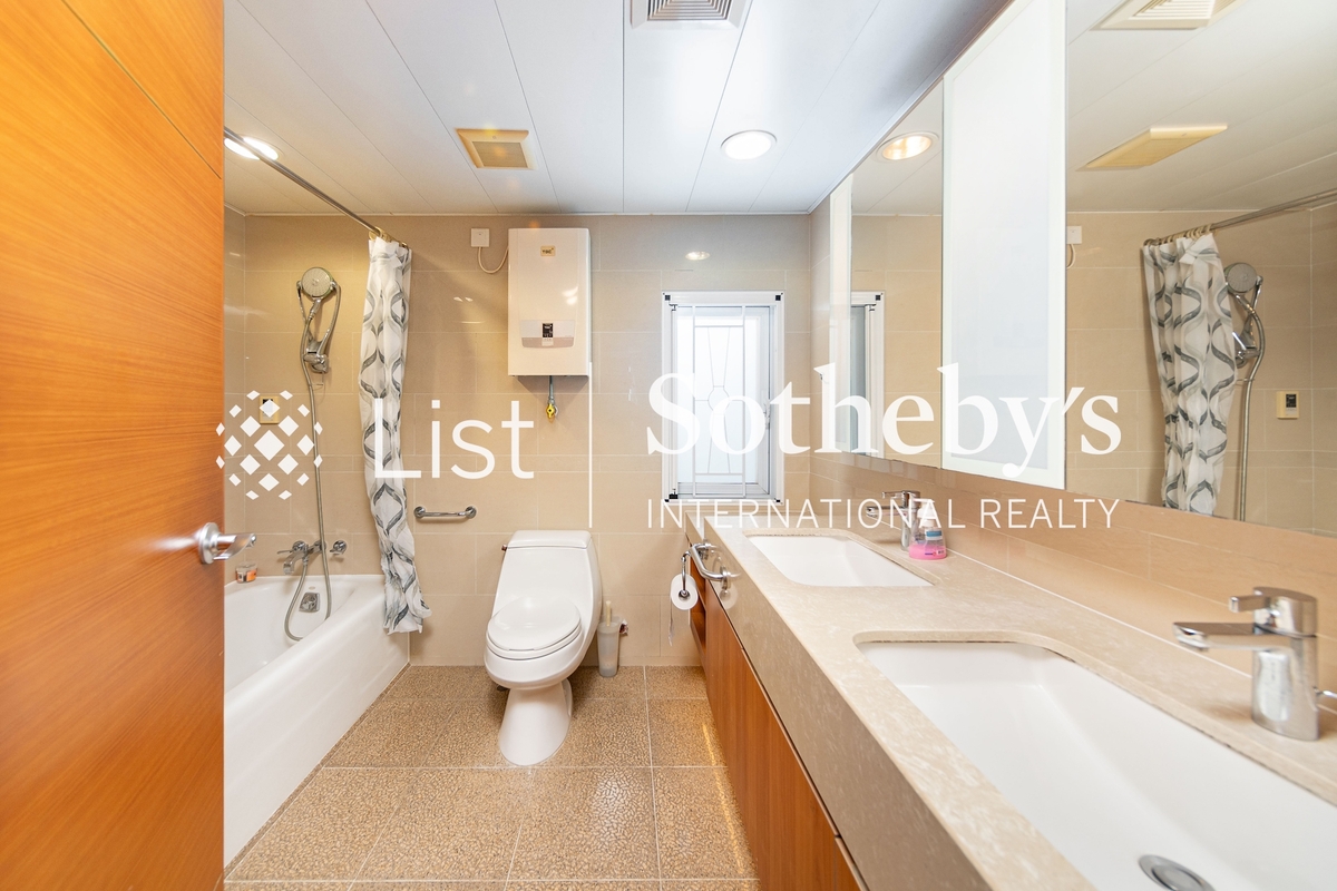 2-8 Shouson Hill Road West 壽臣山道西2-8號 | Master Bathroom