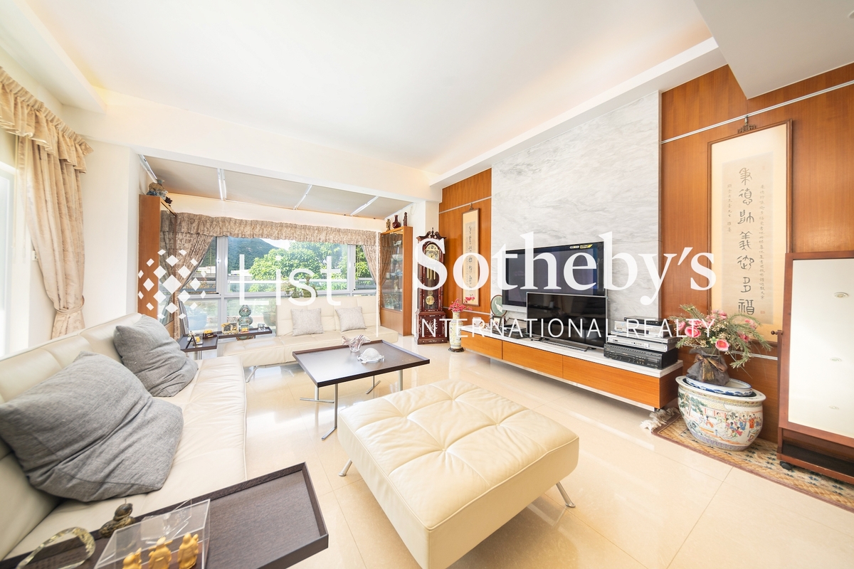 2-8 Shouson Hill Road West 壽臣山道西2-8號 | Living and Dining Room