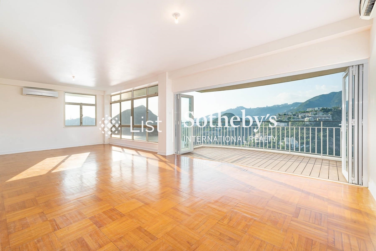 No. 24-24A Repulse Bay Road 淺水灣道24-24A號 | Living and Dining Room