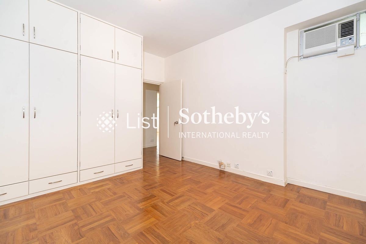 No. 24-24A Repulse Bay Road 淺水灣道24-24A號 | Third Bedroom