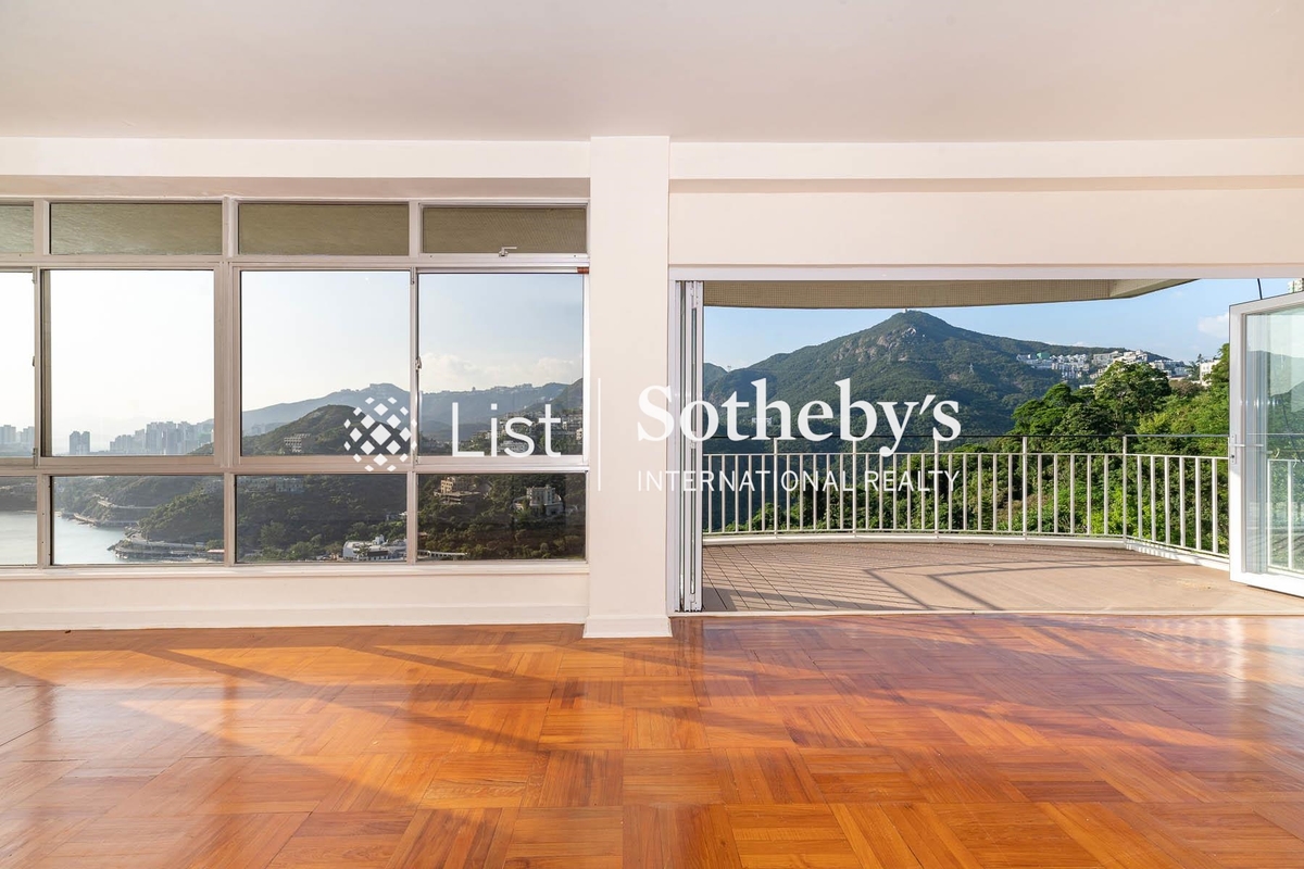 No. 24-24A Repulse Bay Road 淺水灣道24-24A號 | Living and Dining Room