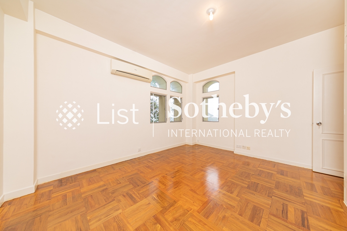 No. 24-24A Repulse Bay Road 淺水灣道24-24A號 | Second Bedroom