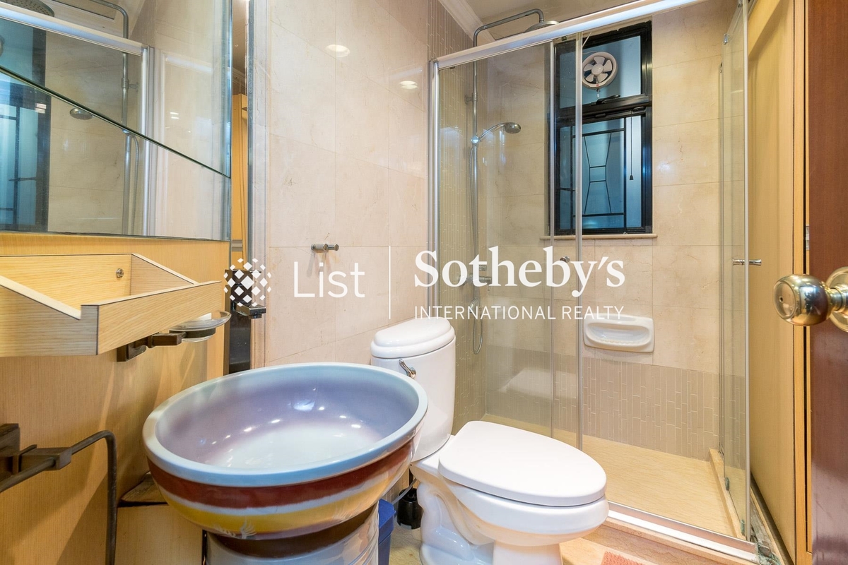 Constellation Cove 滌濤山 | Guest Bathroom