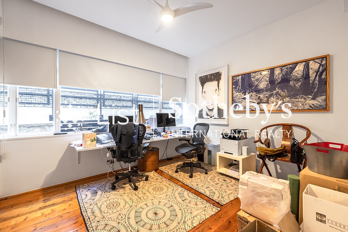 Bisney Cove 碧荔道33-35號 | Second Bedroom