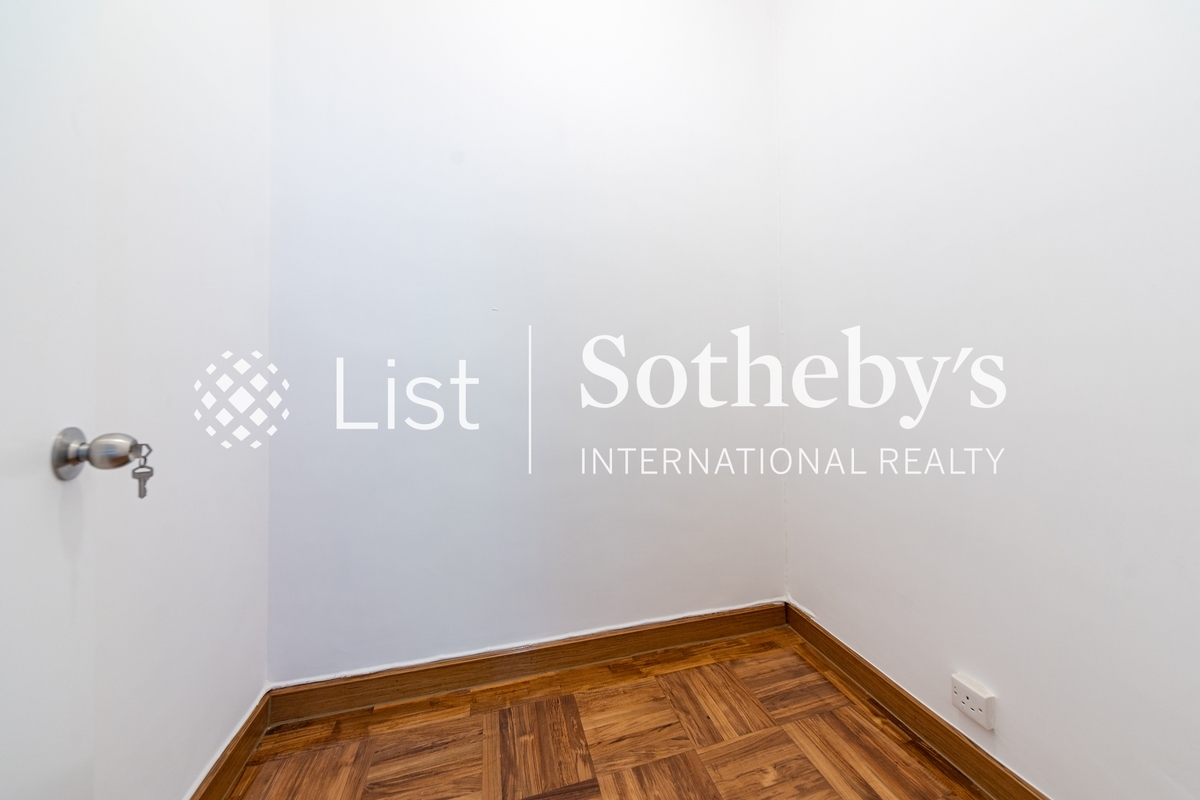 Panorama 全景大廈 | Store Room