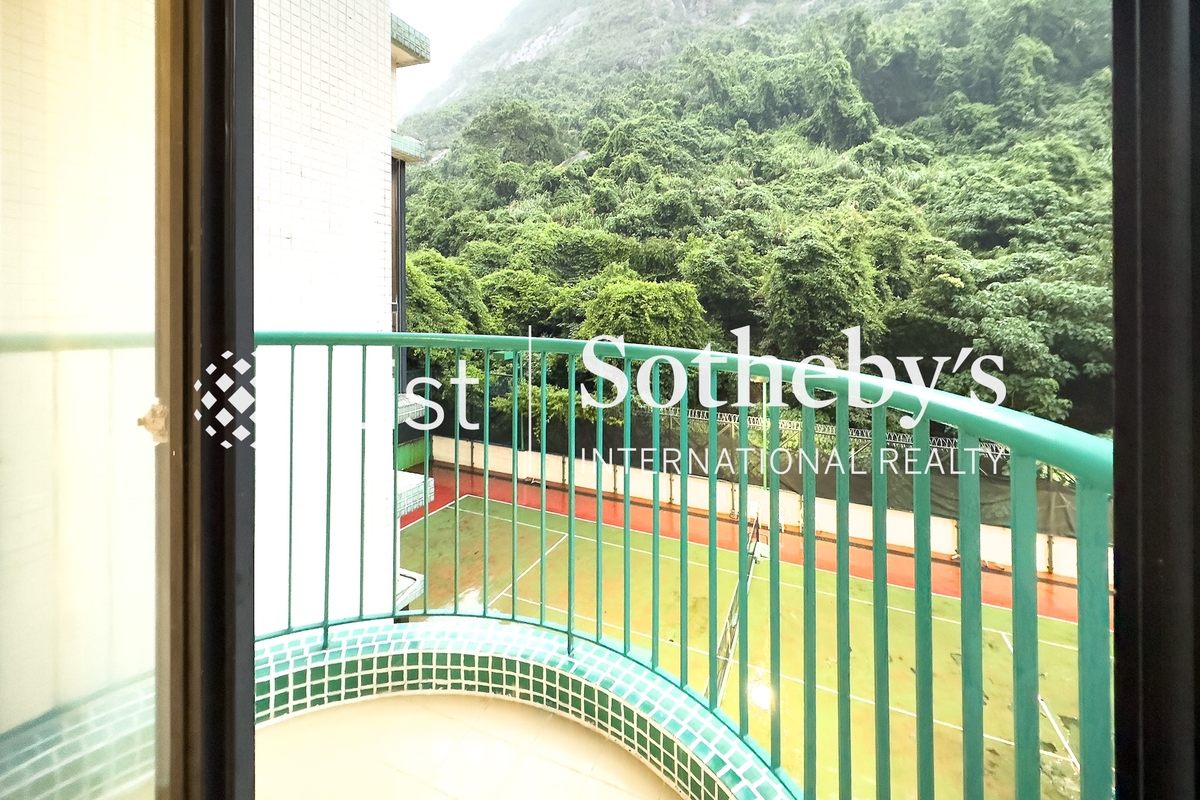 Scenecliff 承德山莊 | Balcony off Living and Dining Room