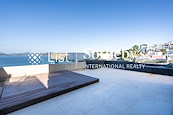 La Casa Bella 翠湖別墅 | First Private Terrace off Living and Dining Room